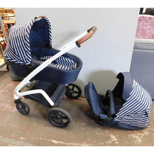 544 - My Babiie stroller/pushchair