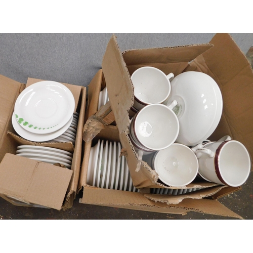 632 - Large selection of cafeteria cups, saucers etc.