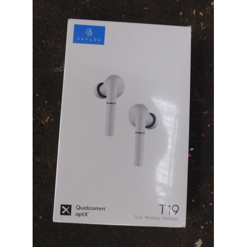 767 - Brand new and sealed Haylou T-19 earbuds