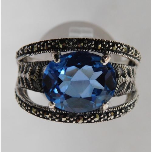 98 - Silver - blue stone & marcasite set/ring