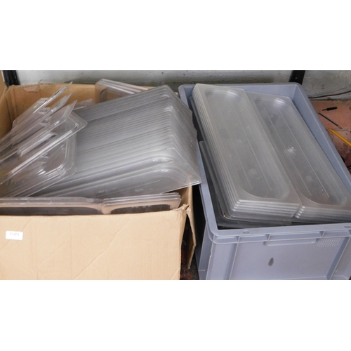 649 - Large selectionj of plastic catering container lids - assorted sizes