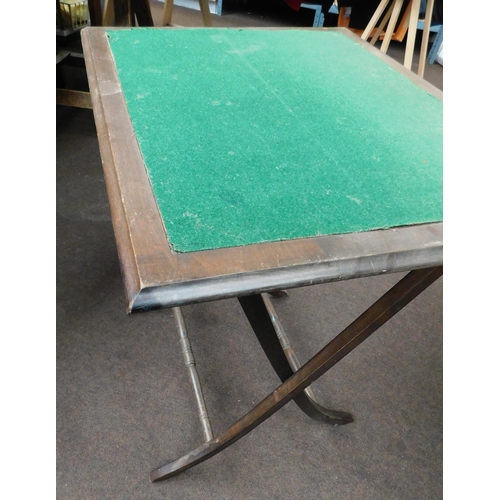 651 - Vintage card table