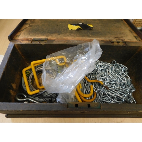 506 - Lockable wood box with key and contents - chain two cables