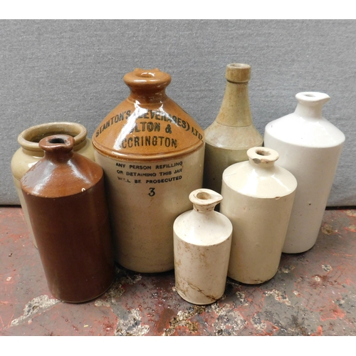 546 - Selection of stoneware