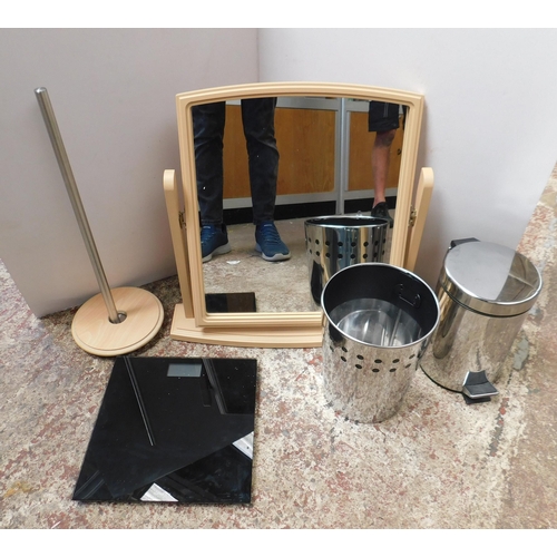 556 - Bathroom pedal bin and chrome bin, loo roll holder, table mirror and Hanson digital scales