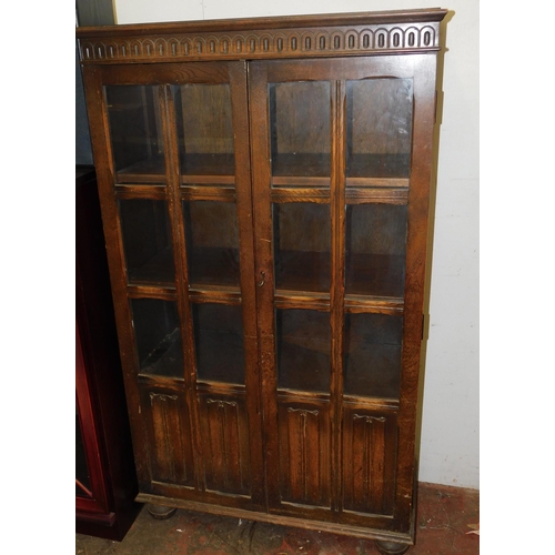 571 - Old Country Charm bookcase