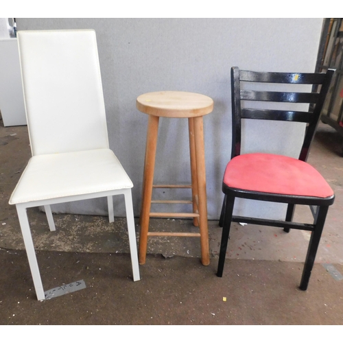 658 - Two chairs and stool