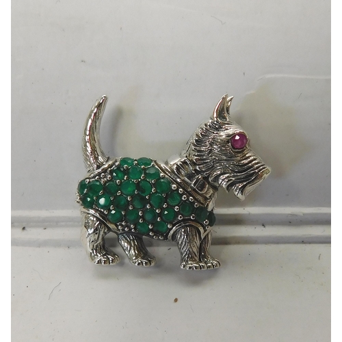 135 - Silver - stone set/dog brooch