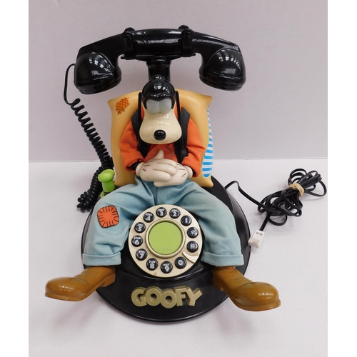 48 - Goofy - novelty telephone W/O