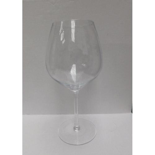 49 - Large/wine glass - approx. 15.5