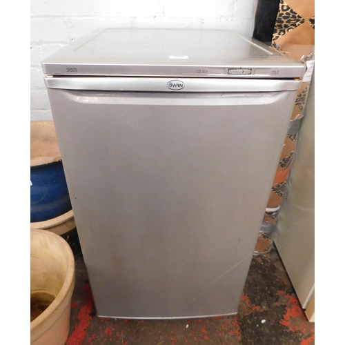 554 - Swan SR5075 grey undercounter fridge W/O