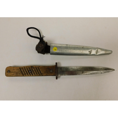 114 - WWII era/German Luftwaffe - boot knife