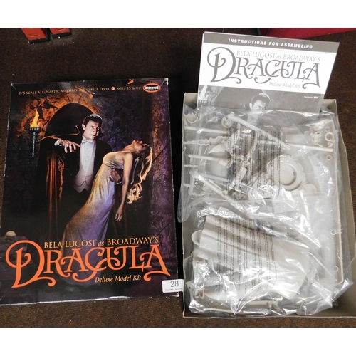 28 - Moebius Models/Dracula - deluxe model kit/as new