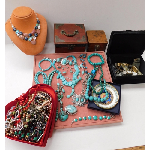 31 - Mixed items including - costume jewellery