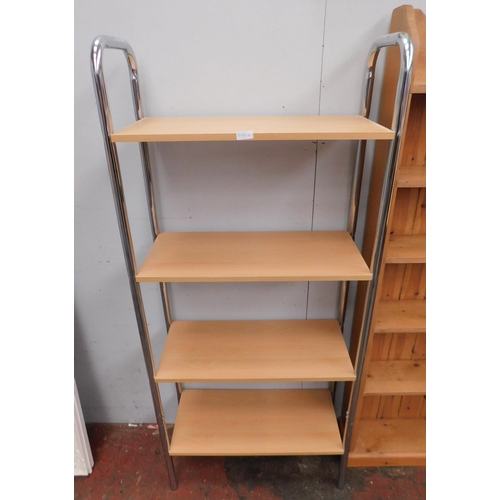 572A - Shelving unit