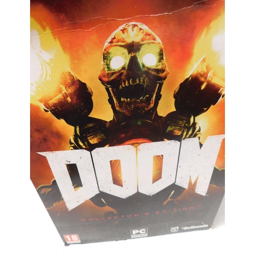 678 - Doom - collectors edition in box