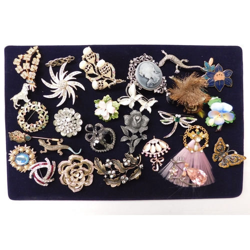 75 - Brooches