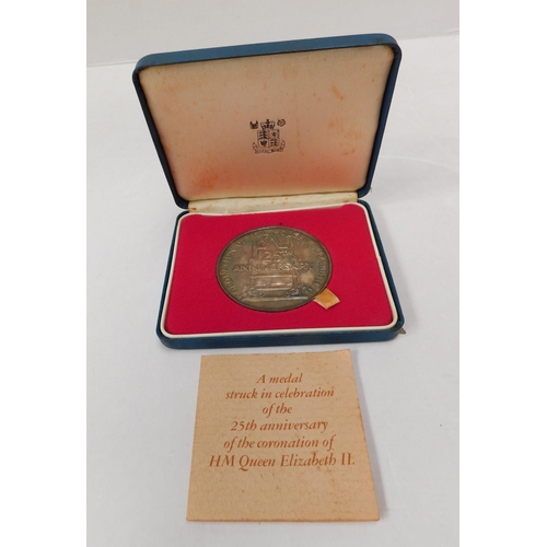 94 - Elizabeth II - Royal Mint/25th Anniversary Coronation medal