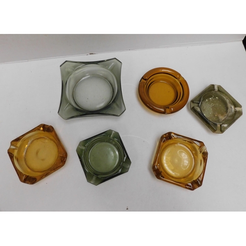 164 - Coloured glass - ashtrays