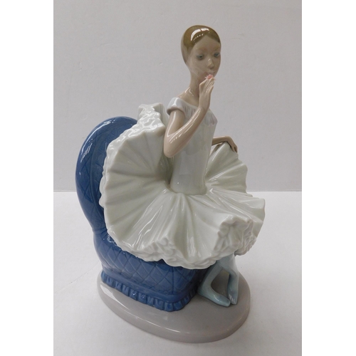 231 - Nao - seated ballerina/figure - no damage