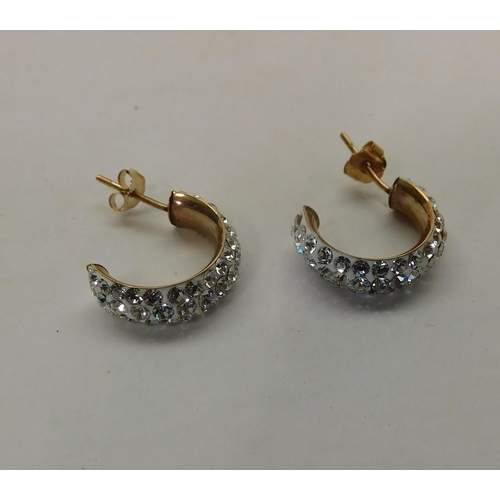 115 - 9ct gold - 3/4 hoop white stone set - earrings