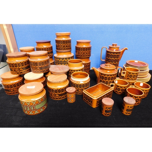 24 - Hornsea Pottery - Heirloom & Bronte pattern/ceramics