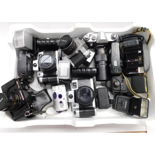 40 - Cameras & accessories - including Praktica/Chinon/Yashika & Olympia