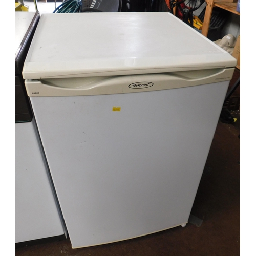 561 - Hotpoint undercounter fridge W/O