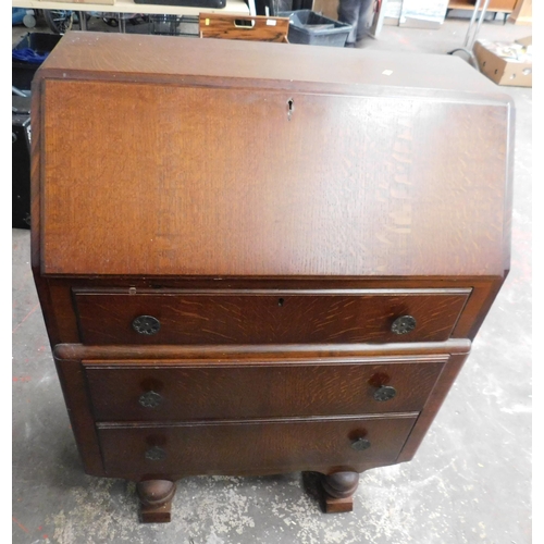 562A - Vintage drop fronted writing bureau with drawers