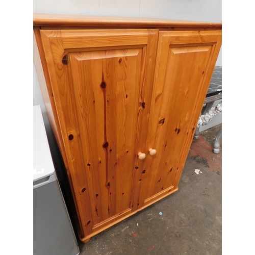 582 - Four shelf pine cupboard