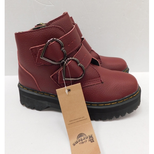 619 - Dr Martens boots - oxblood, new - size 6