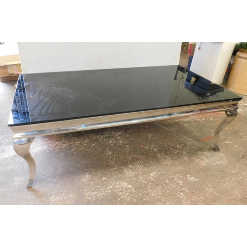 670 - Large black/silver glass coffee table - approx. 28