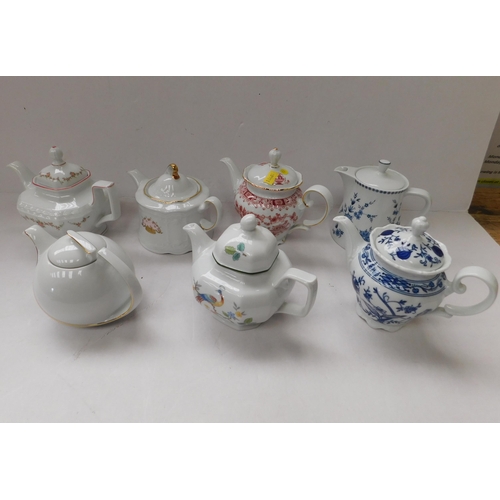 213 - Seven - West German/tea pots