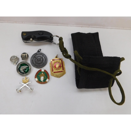 205 - Badges - medals/fobs & pen knife