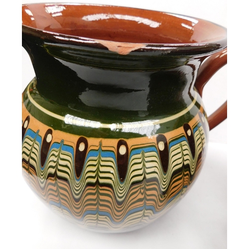 40 - Studio pottery & slipware