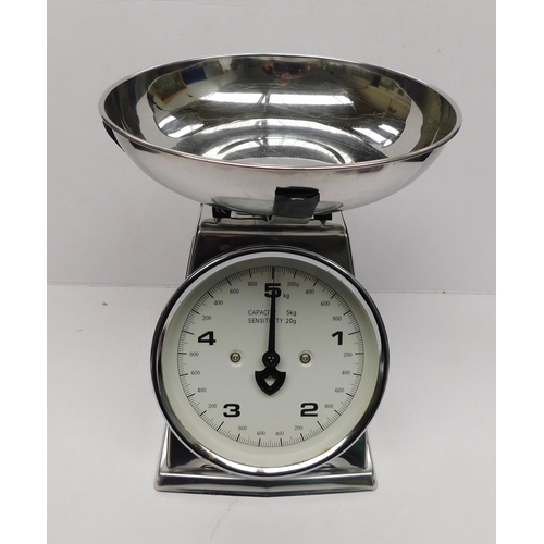 59 - Kitchen scales