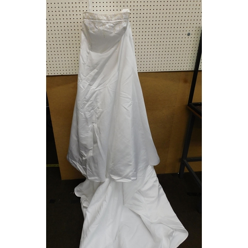 80 - Alfred Angelo/large size - white satin wedding dress - strapless/beaded detail/buttons to back - bea... 