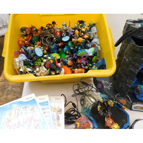 86 - Approximately 170 - Skylander figures/including - castle container/base/portals & Wii versions