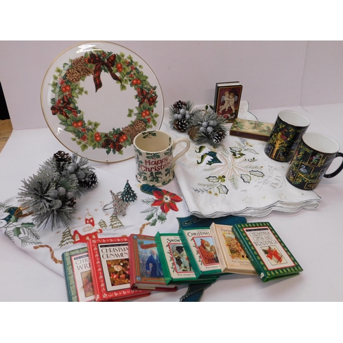 228 - Christmas collection incl. Emma Bridgewater and Royal Worcester