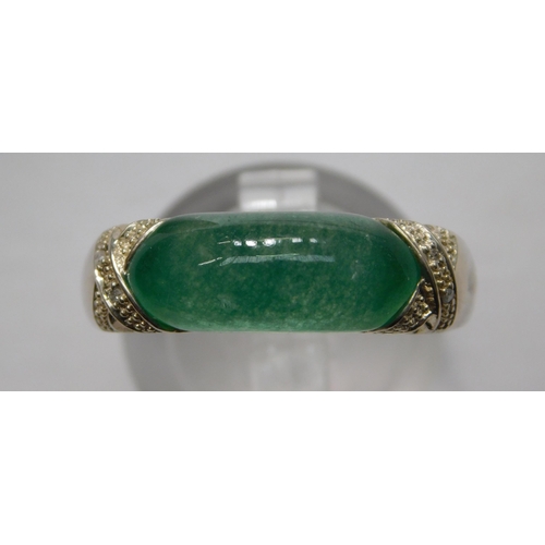 115 - Silver agate/jade ring in box - size T