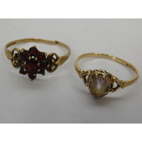 230 - 2 x 9ct Gold rings  - size N 1/2, combined weight 2.99g