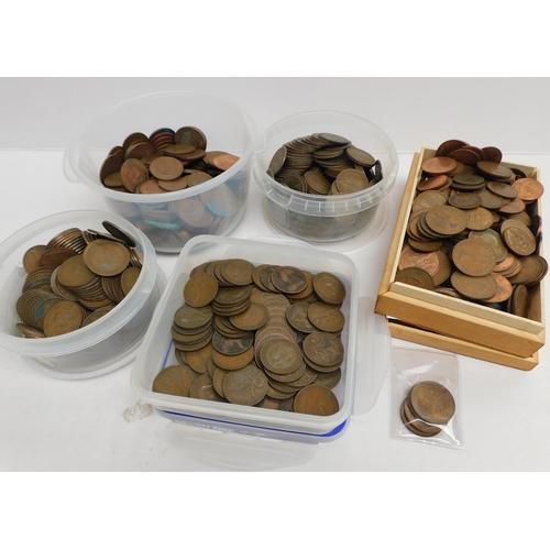 265 - Large collection of copper coins