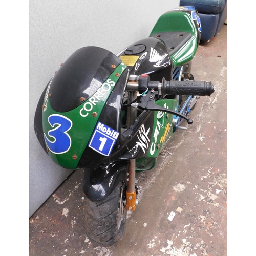 432 - Unused Honda Mini Motorbike - 49cc - green and black