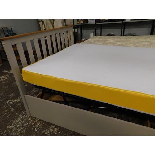 104 - Double bed with mattress - adjustable frame