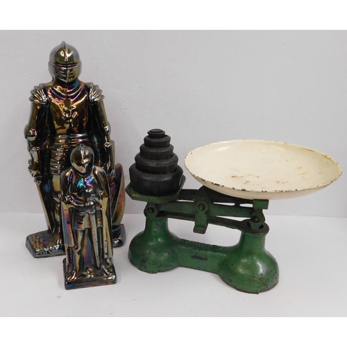 176 - Set of vintage scales with weights and two fireside knights