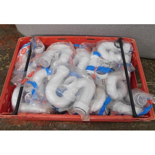 18 - Box of plastic S-trap fittings