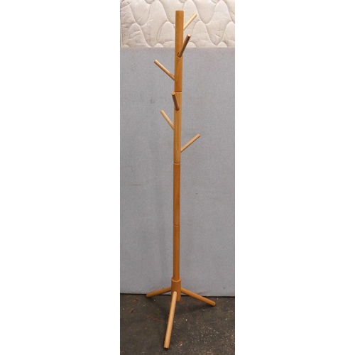 73 - Beech wooden hat and coat stand