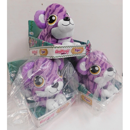 91 - 3x Animagic Tigers - boxed, needs batteries