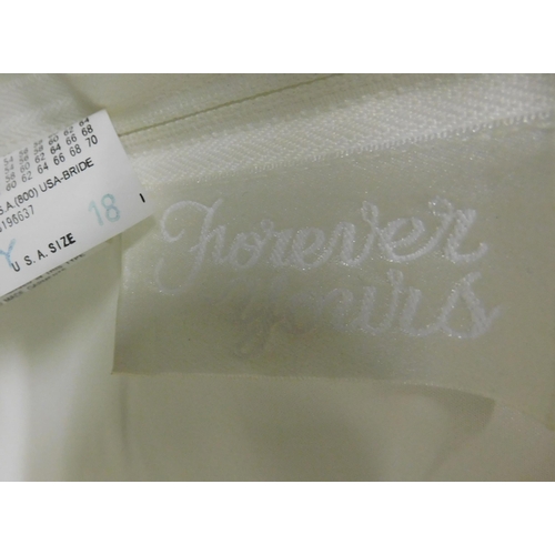 304 - Forever Yours size 18 Wedding dress