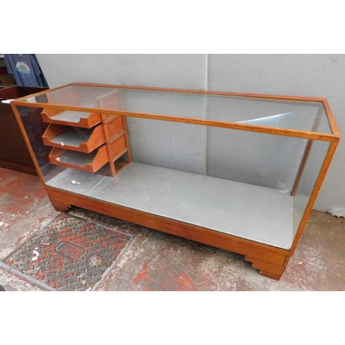 Lot 174       